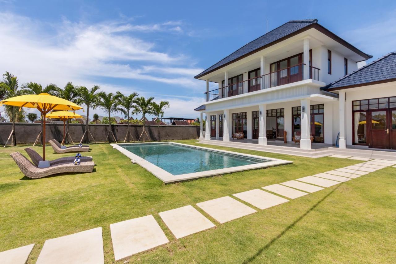 Villa Besakih 5BR, 5 mins to beach - Canggu Exterior foto