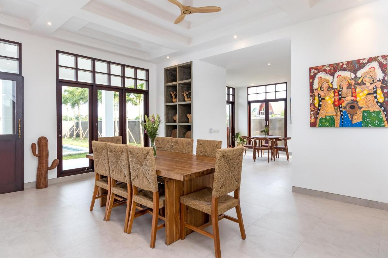 Villa Besakih 5BR, 5 mins to beach - Canggu Exterior foto